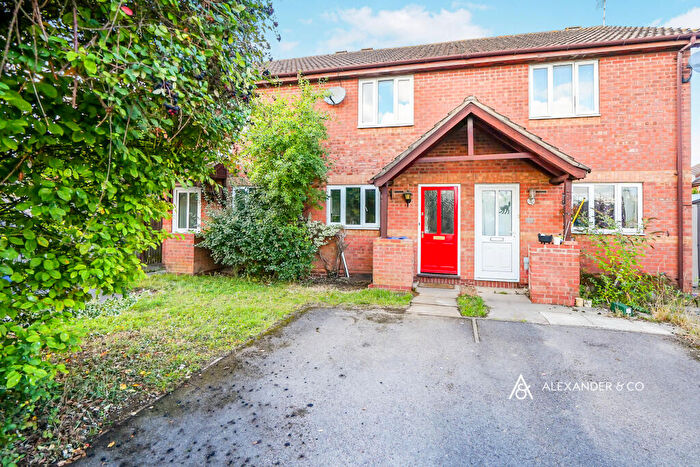 2 Bedroom Terraced House To Rent In Coopers Green, Bicester, OX26