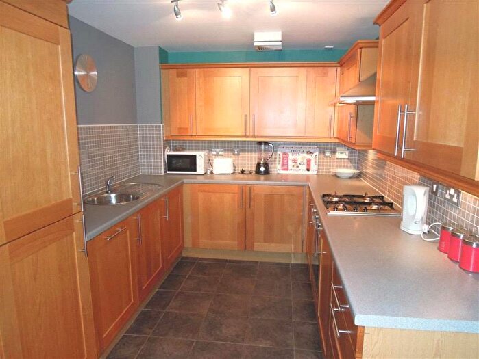 2 Bedroom Flat To Rent In Sandport Way, Edinburgh, EH6