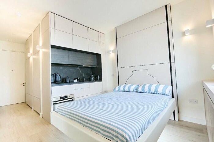 Studio To Rent In Lowlands Road, Harrow, Middlesex, HA1