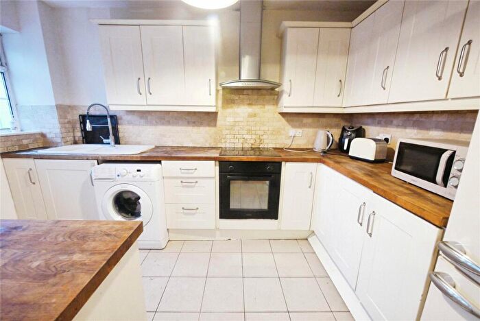 3 Bedroom Terraced House For Sale In London Road, Brentwood, Essex, CM14