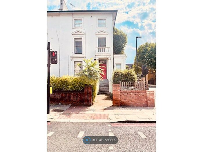 4 Bedroom Flat To Rent In Camden Road, London, NW1