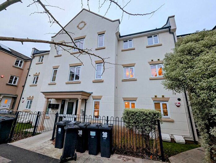 2 Bedroom Flat To Rent In Wood Mead, Bristol, BS16