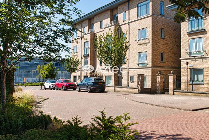 2 Bedroom Apartment To Rent In Fitzwilliam Street, Bletchley, Milton Keynes, Buckinghamshire, MK3