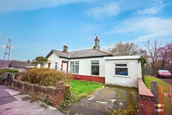 2 Bedroom Bungalow For Sale In Harwood Road, Rishton, Blackburn, Lancashire, BB1