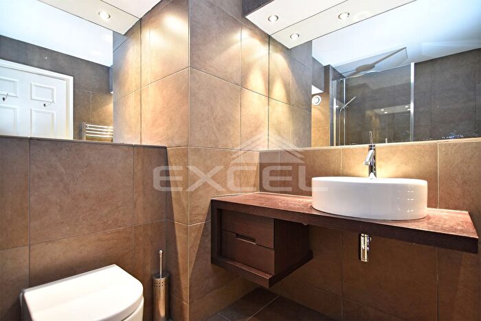 2 Bedroom Cottage To Rent In St. Gabriels Road, Cricklewood, London, NW2