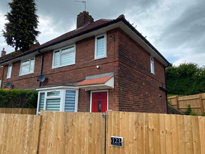 2 Bedroom House To Rent In Outgang Lane, Bramley, LS13