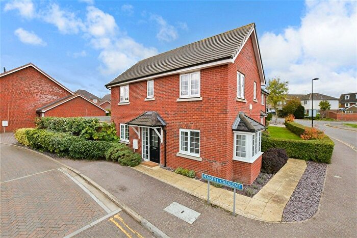 3 Bedroom Detached House For Sale In Penrith Crescent, Wickford, Essex, SS11