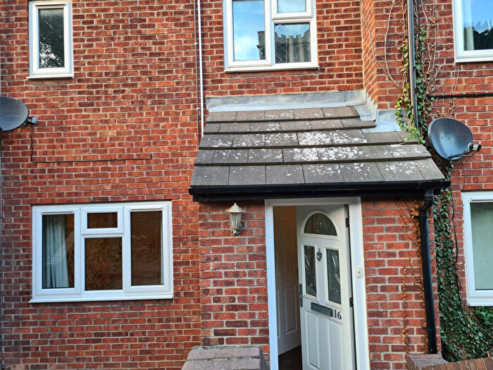 3 Bedroom Terraced House To Rent In Bell Close, Greenhithe, DA9