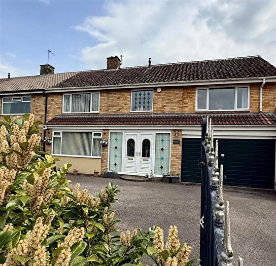 5 Bedroom Semi-Detached House For Sale In Westmorland Way, Newton Aycliffe, DL5