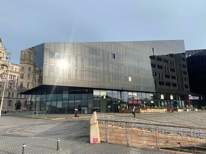 1 Bedroom Flat To Rent In Mann Island, Liverpool, L3