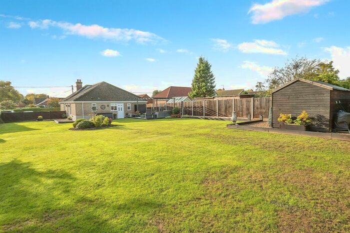 3 Bedroom Detached Bungalow For Sale In Sandy Lane, Southrepps, Norwich, NR11