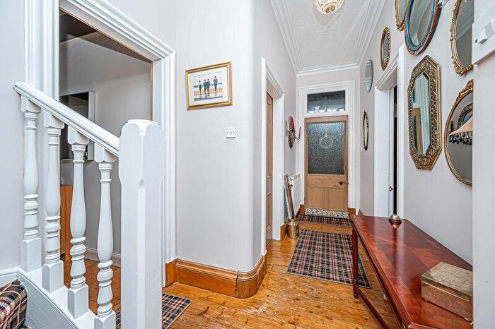 3 Bedroom Semi-Detached Villa For Sale In Loughborough Road, Kirkcaldy, KY1