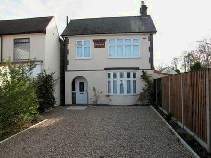 3 Bedroom Detached House To Rent In Holywell Road, Aylestone, LE2