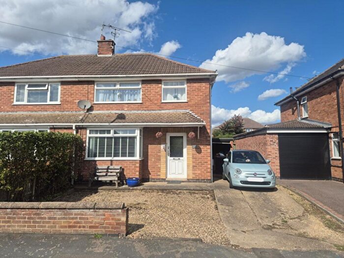 3 Bedroom Semi-Detached House To Rent In Laycock Avenue, Melton Mowbray, LE13