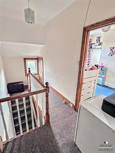 2 Bedroom Flat For Sale In Gore Park Road, Eastbourne, BN21