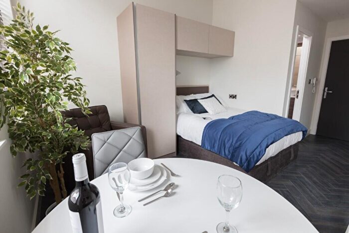 1 Bedroom Apartment To Rent In King Street, Manchester, Greater Manchester, M6