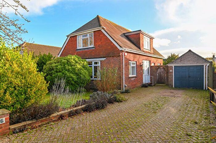 4 Bedroom Detached House For Sale In Cavendish Drive, Waterlooville, PO7