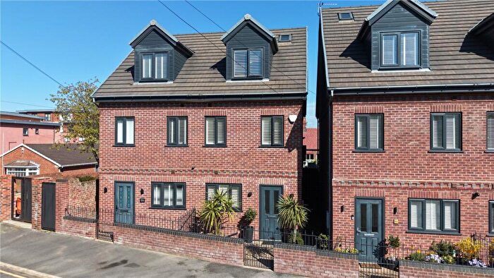 3 Bedroom Semi Detached House For Sale In Albion Street, Wallasey, Merseyside, CH45