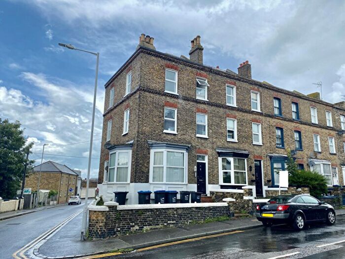 1 Bedroom Flat To Rent In Oxford Street, Margate, Kent, CT9