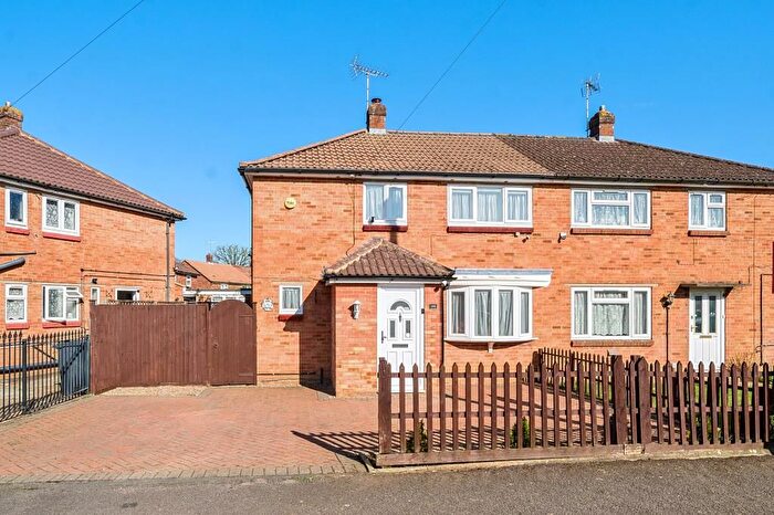 3 Bedroom Semi Detached House For Sale In Chesham, Buckinghamshire, HP5