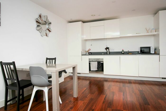 1 Bedroom Flat To Rent In Hagley Road, Edgbaston, Birmingham, B16