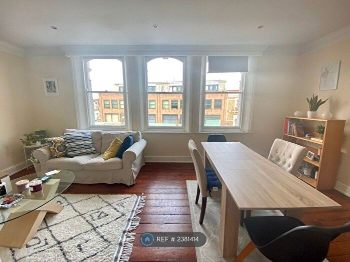 2 Bedroom Flat To Rent In Fulham Road, London, SW6