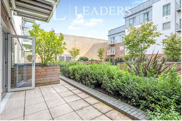 1 Bedroom Apartment For Sale In Austen House, Station View, Guildford, GU1