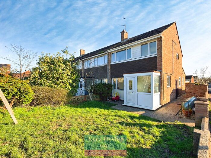 3 Bedroom End Terrace House For Sale In Spinney Close, Exeter, EX2