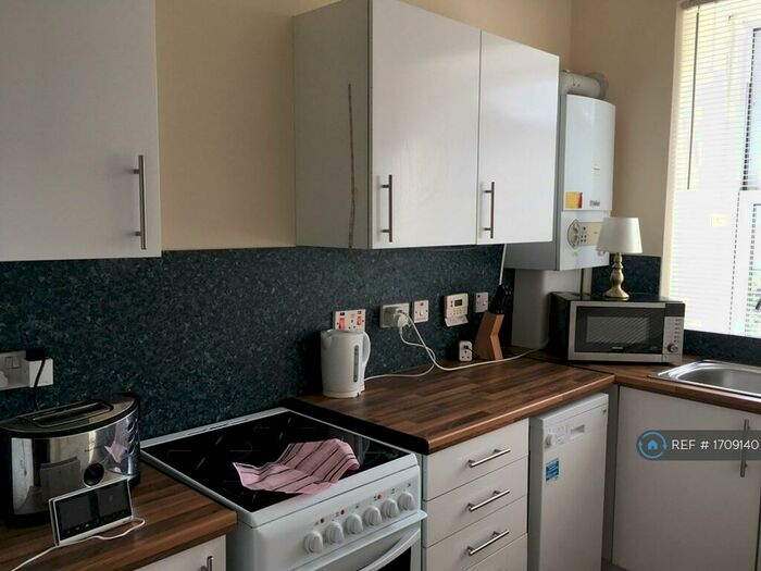 1 Bedroom Flat To Rent In High Street, Maybole, KA19