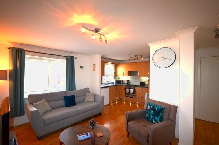 1 Bedroom Flat For Sale In Battery Road, Stornoway, HS1