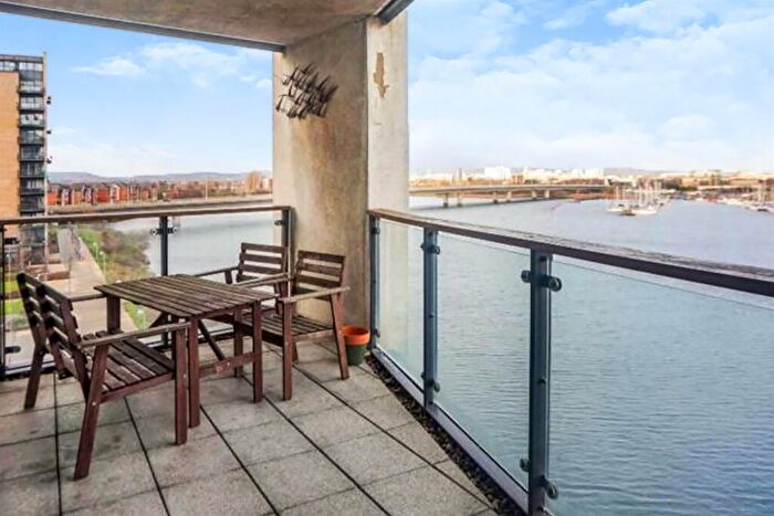 2 Bedroom Apartment For Sale In Ferry Court, Cardiff, CF11