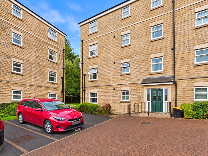 2 Bedroom Apartment For Sale In Bishopdale Court, Halifax, West Yorkshire, HX1