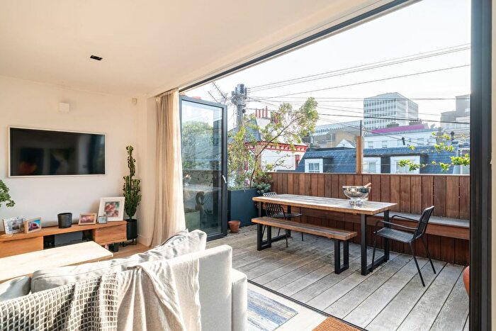 3 Bedroom Terraced House For Sale In Upper Gardner Street, Brighton, BN1