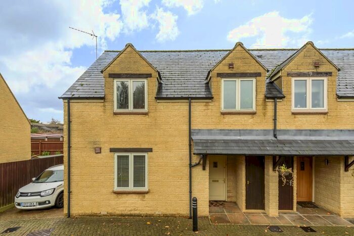 3 Bedroom Semi-Detached House For Sale In Great Rollright, Oxfordshire, OX7