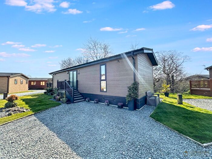 2 Bedroom Lodge For Sale In Nateby Crossing Lane, Nateby, Preston, PR3