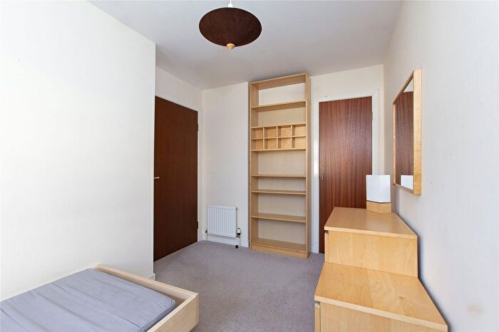 2 Bedroom End Of Terrace House To Rent In Younger Gardens, St Andrews, Fife, KY16