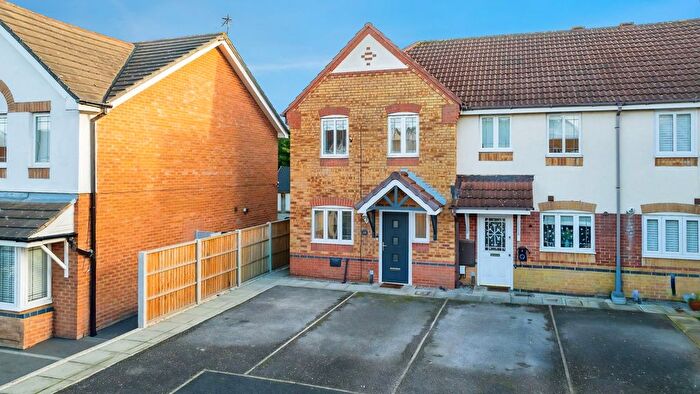 3 Bedroom Town House For Sale In Kingsbury Road, Widnes, WA8