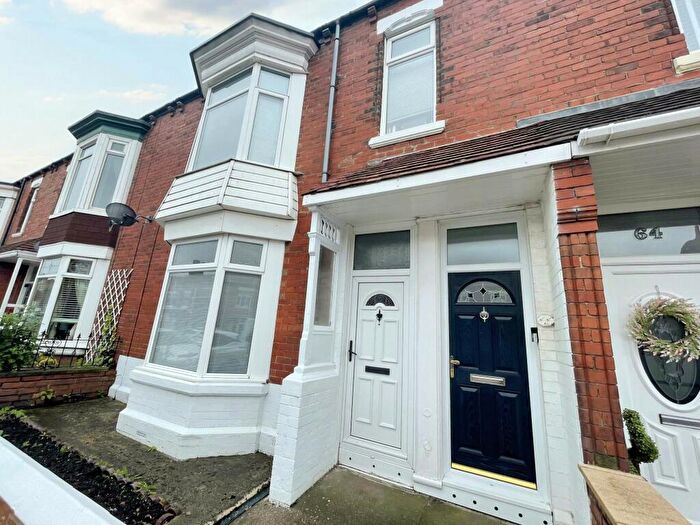2 Bedroom Flat To Rent In Ashley Road, West Harton, South Shields, Tyne And Wear, NE34