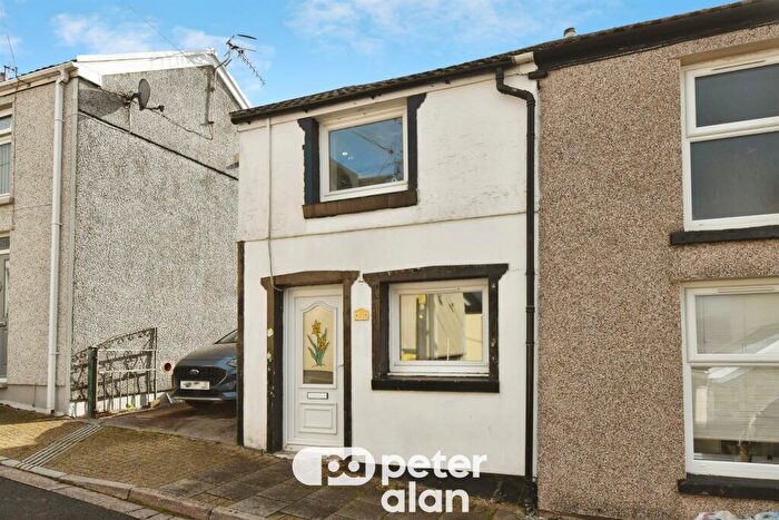 1 Bedroom End Of Terrace House For Sale In Ynyscynon Street, Aberdare, CF44