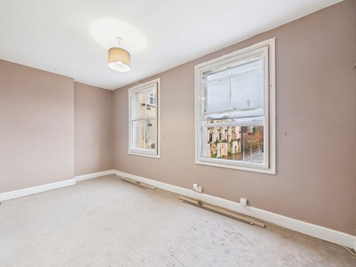 1 Bedroom Flat To Rent In Priory Place, Gloucester, GL1