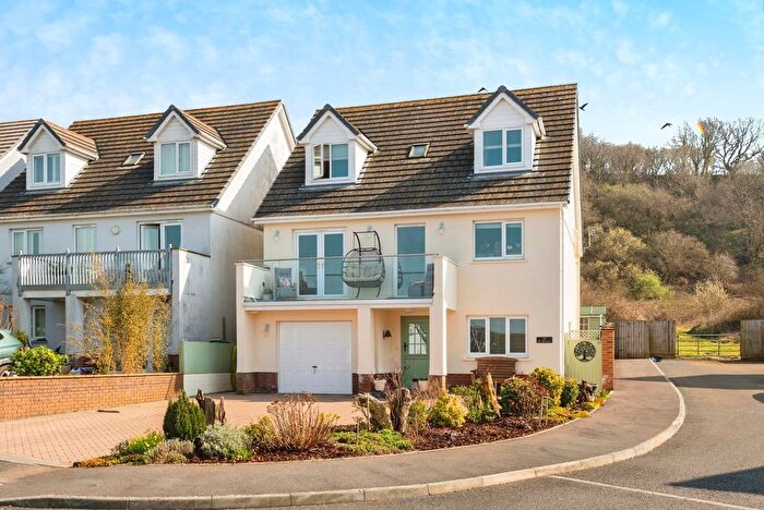 4 Bedroom Detached House For Sale In Parc Y Ffynnon, Ferryside, Carmarthenshire, SA17