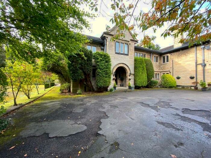 4 Bedroom Semi-Detached House To Rent In High Royd, Glenyon Avenue, Keighley, BD20