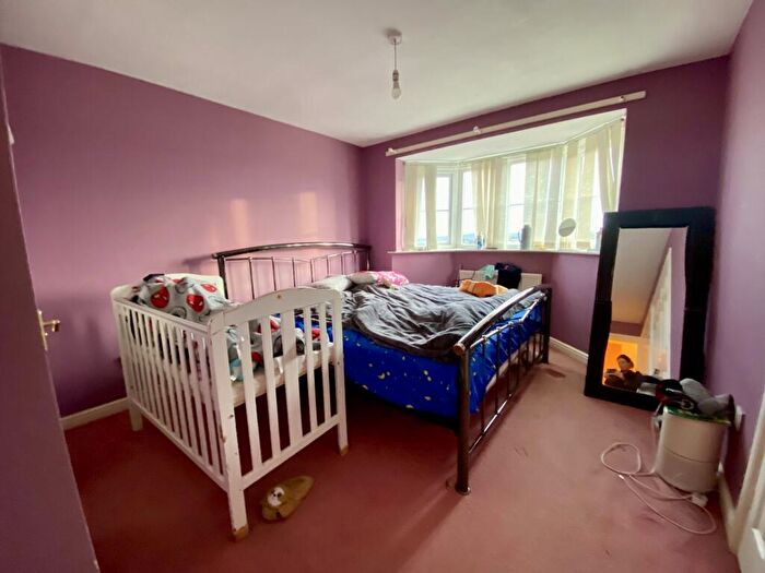 4 Bedroom Detached House For Sale In Beverley Way, Peterlee, Durham, SR8