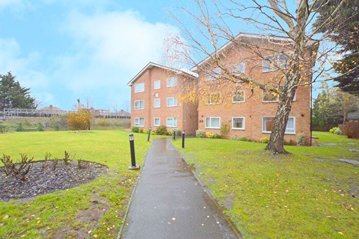1 Bedroom Flat For Sale In Collapit Close, North Harrow, HA1