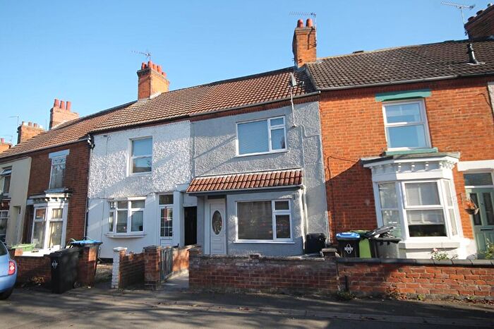 2 Bedroom Terraced House To Rent In Chester Street, Rugby, Warwickshire, CV21