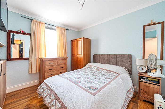 2 Bedroom Terraced House For Sale In Boston Road, Croydon, CR0