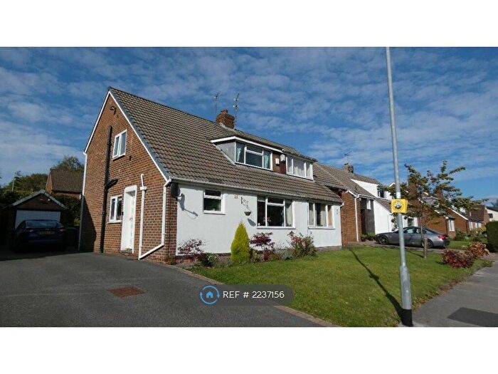 3 Bedroom Semi-Detached House To Rent In Barfield Crescent, Leeds, LS17