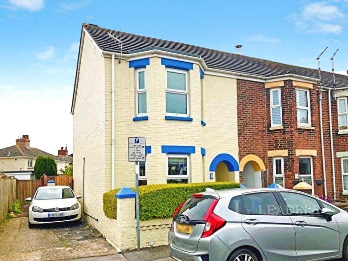 2 Bedroom End Of Terrace House To Rent In Green Road, Poole, Dorset, BH15