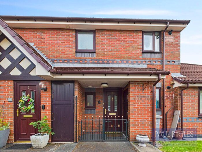 1 Bedroom Retirement Property For Sale In Orme Close, Urmston, Trafford, M41