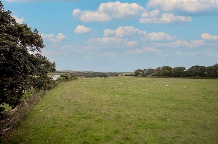 4 Bedroom Detached House For Sale In Maes Cynlas, Ty Croes, LL63